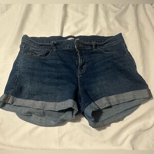 Old Navy Boyfriend Jean shorts - size 12